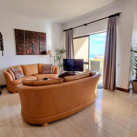 Apartmento Praia Da Dona Ana ラゴス エクステリア 写真