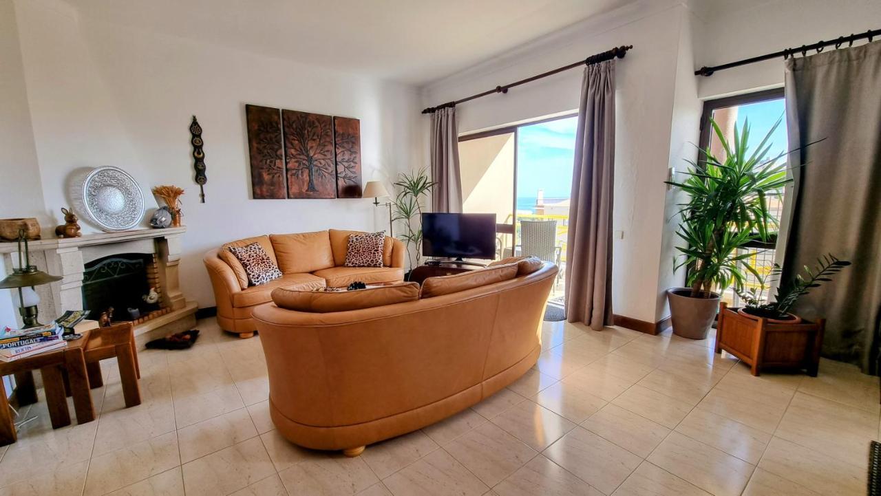 Apartmento Praia Da Dona Ana ラゴス エクステリア 写真