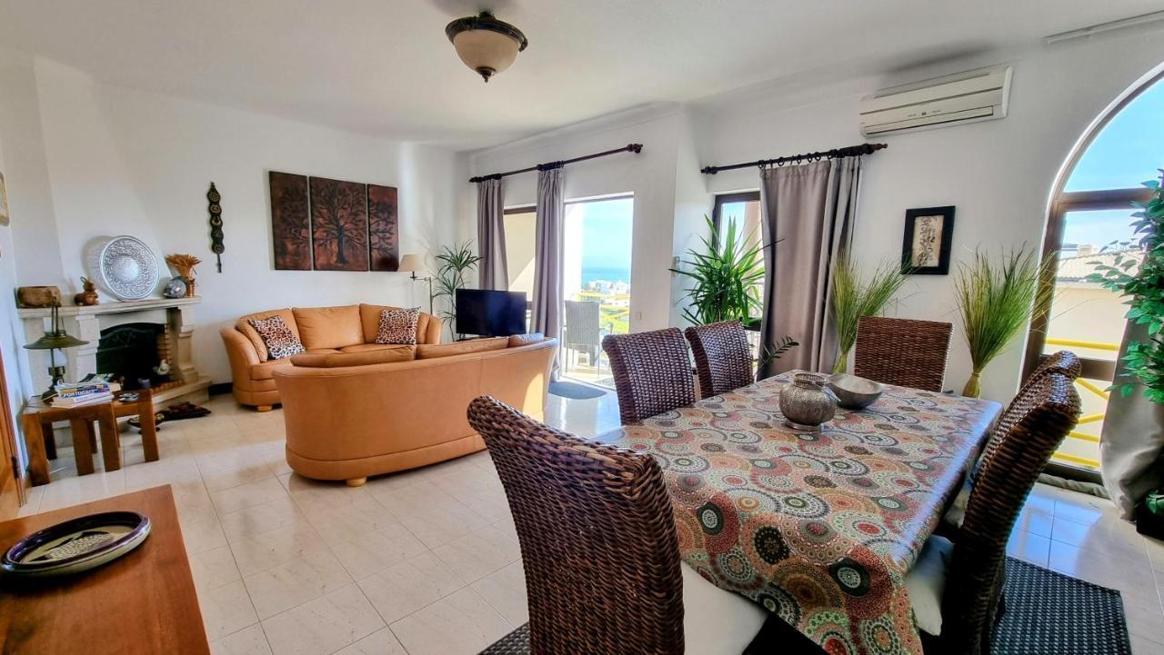 Apartmento Praia Da Dona Ana ラゴス エクステリア 写真