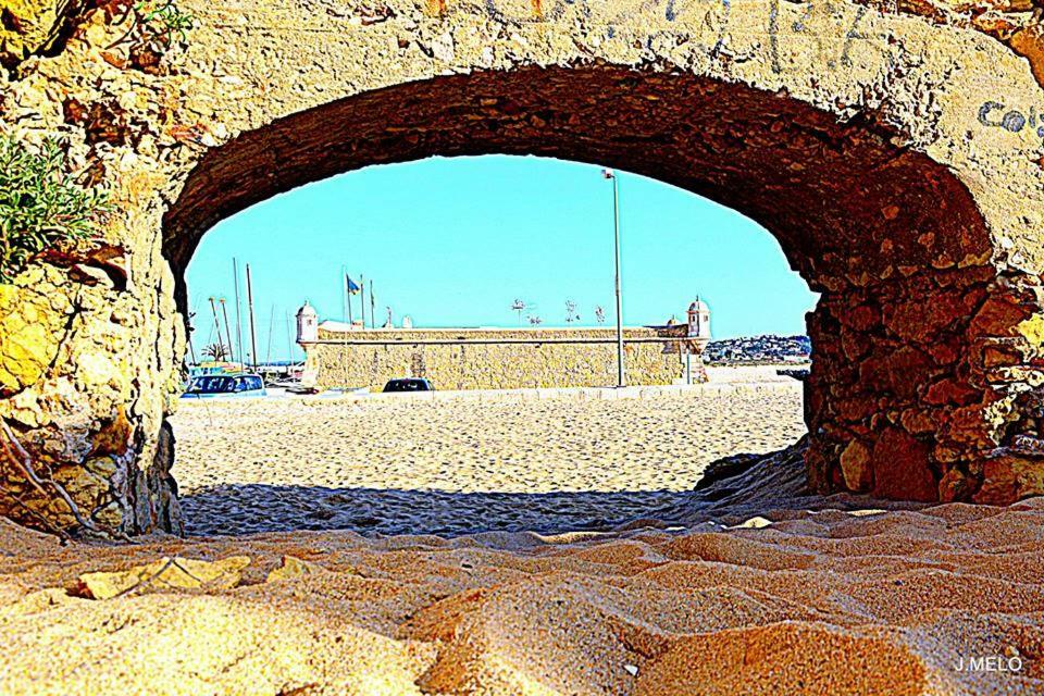 Apartmento Praia Da Dona Ana ラゴス エクステリア 写真